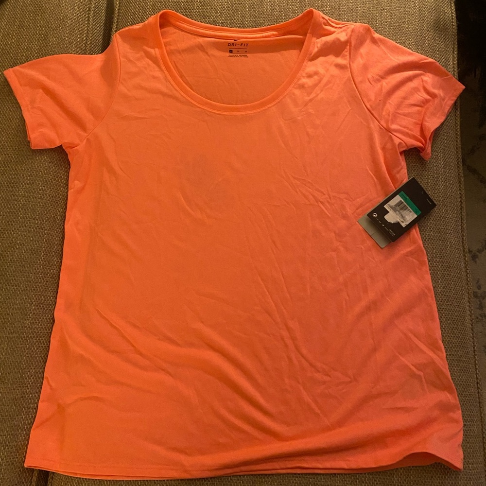 NWT X-Large Nike Dri-Fit top-see matching shorts in my closet. Crossposted